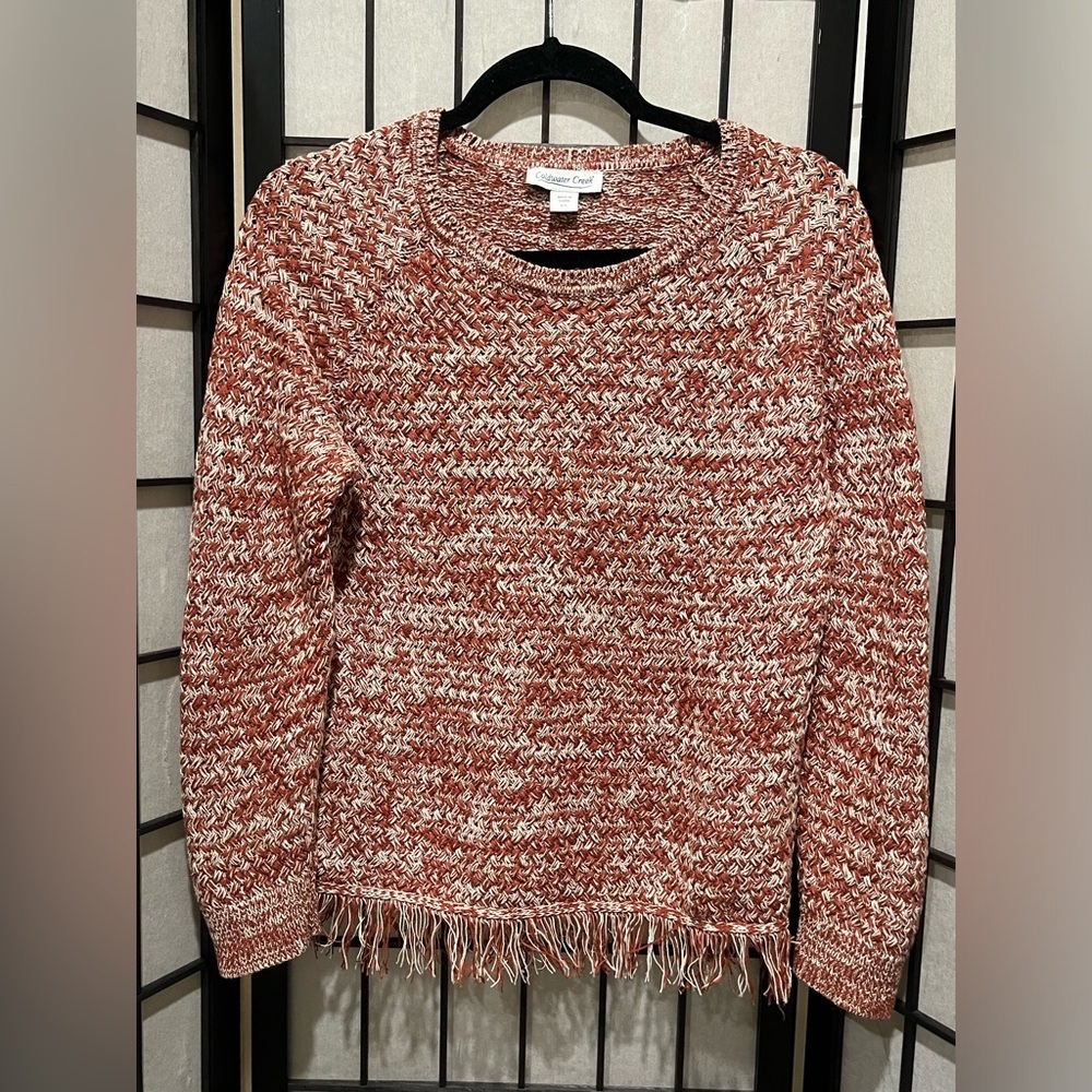 COLDWATER CREEK Red and White MARLED Knit LONG SLEEVE Sweater with Fringe.